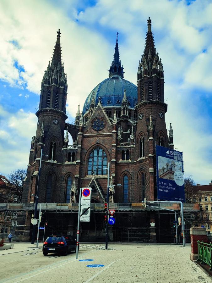 Central Mariahilfer Apartment 4 Min To The City Shopping Center And Schoenbrunn Palace 维也纳 外观 照片