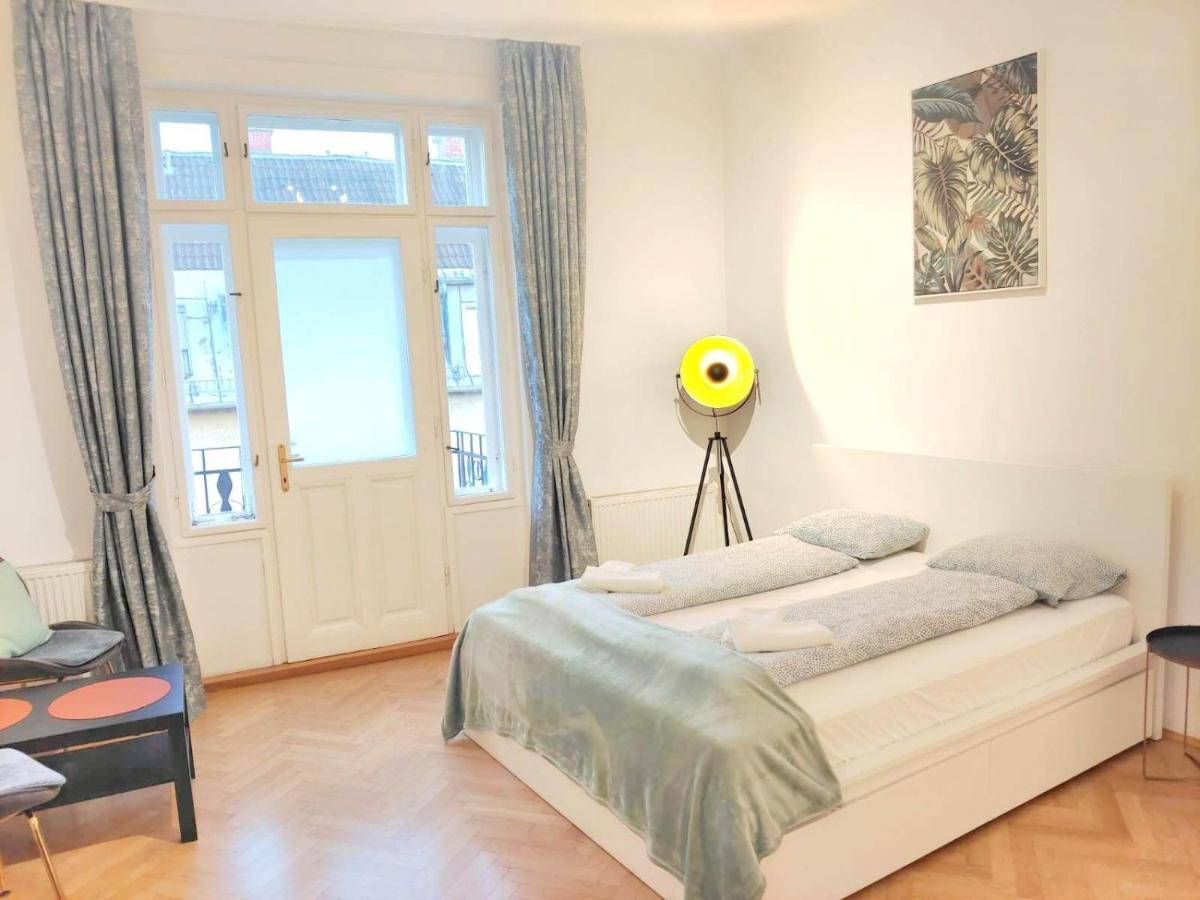 Central Mariahilfer Apartment 4 Min To The City Shopping Center And Schoenbrunn Palace 维也纳 外观 照片